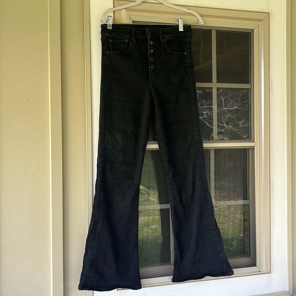 AMERICAN EAGLE JEANS • Size 4 Regular • Flare Jeans • Next Level Stretch •